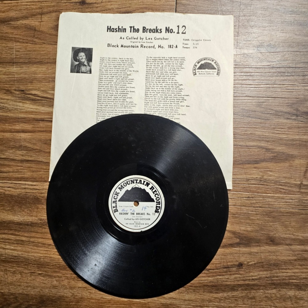 The Black Mountain Boys – Hashin' The Breaks‎ 12 / Bend The Line 78RPM 10" V+/V+